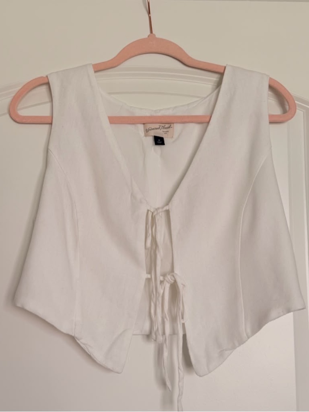 Universal Thread White Tie-Front Vest Tank